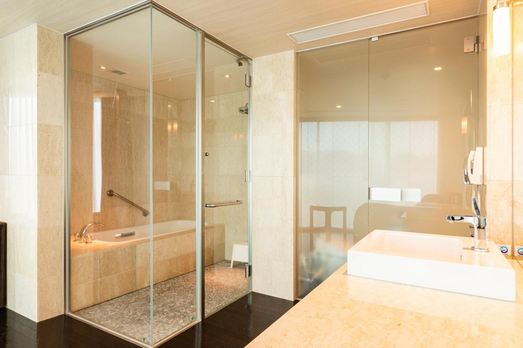 Tenza Hotel At Hakata Station Fukuoka  Zimmer foto